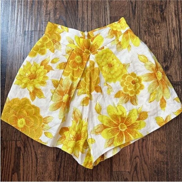 Alémais Sonny Linen Floral Print Pleated Shorts - Picture 6 of 9
